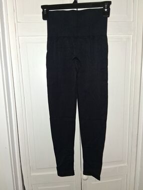 HALARA Black High-Waist Leggings